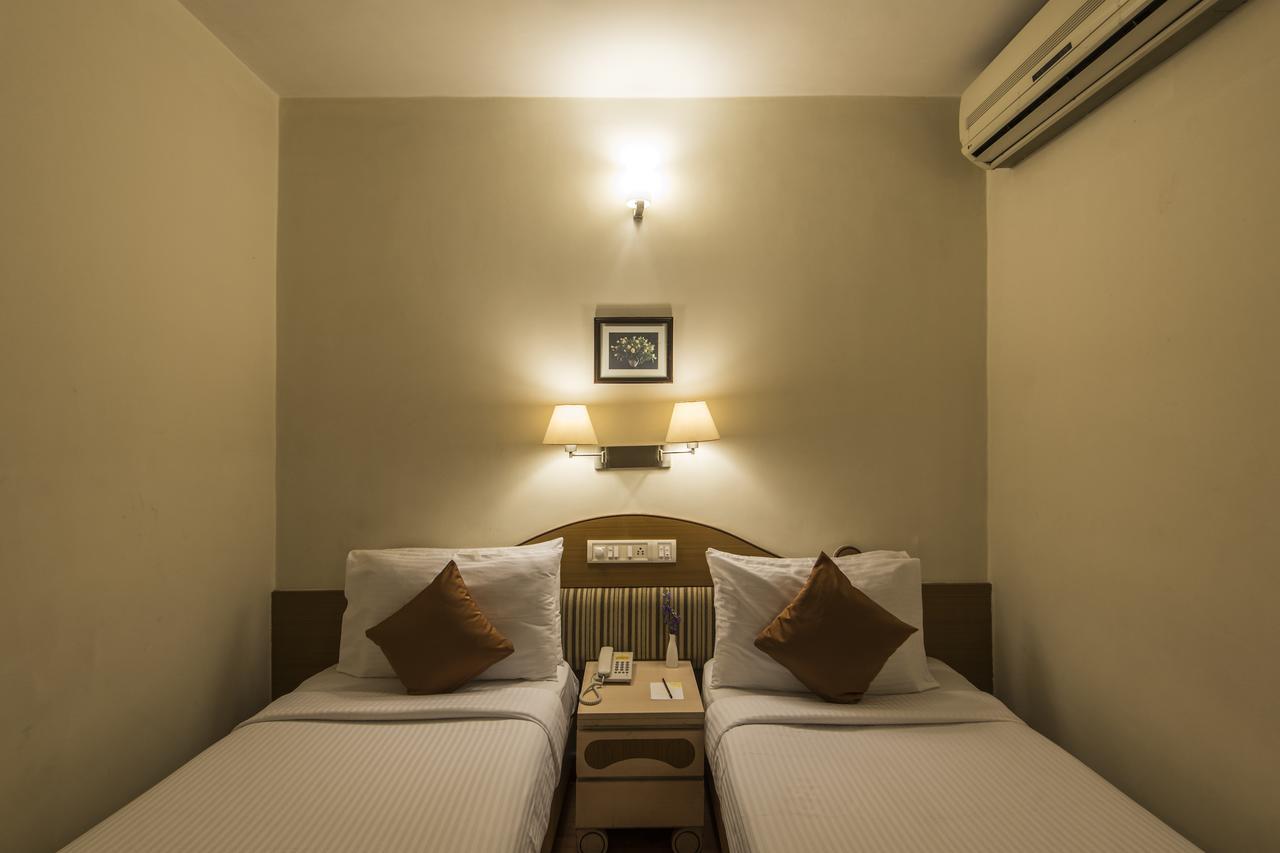 Hotel Park Central Comfort- E- Suites Pune Exterior photo